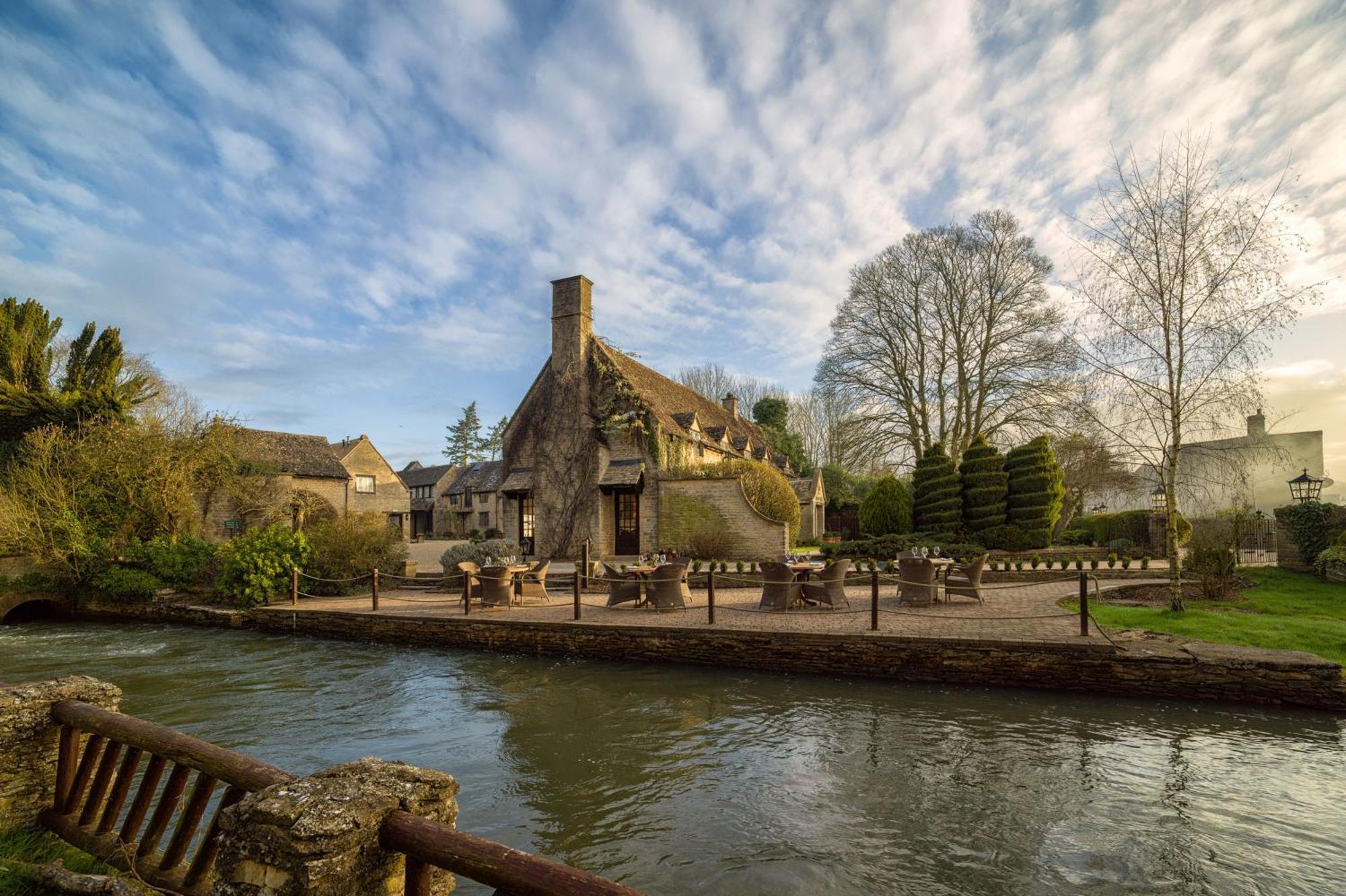 Minster Mill Hotel Minster Lovell Екстериор снимка